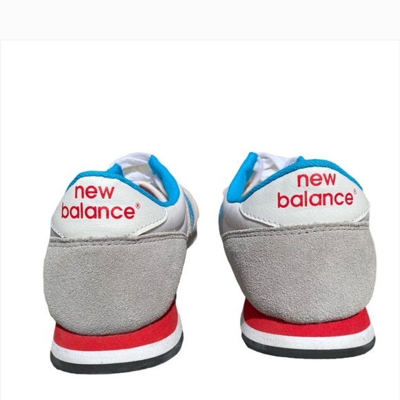 New Balance 420 Sneakers - Picture 4 of 7